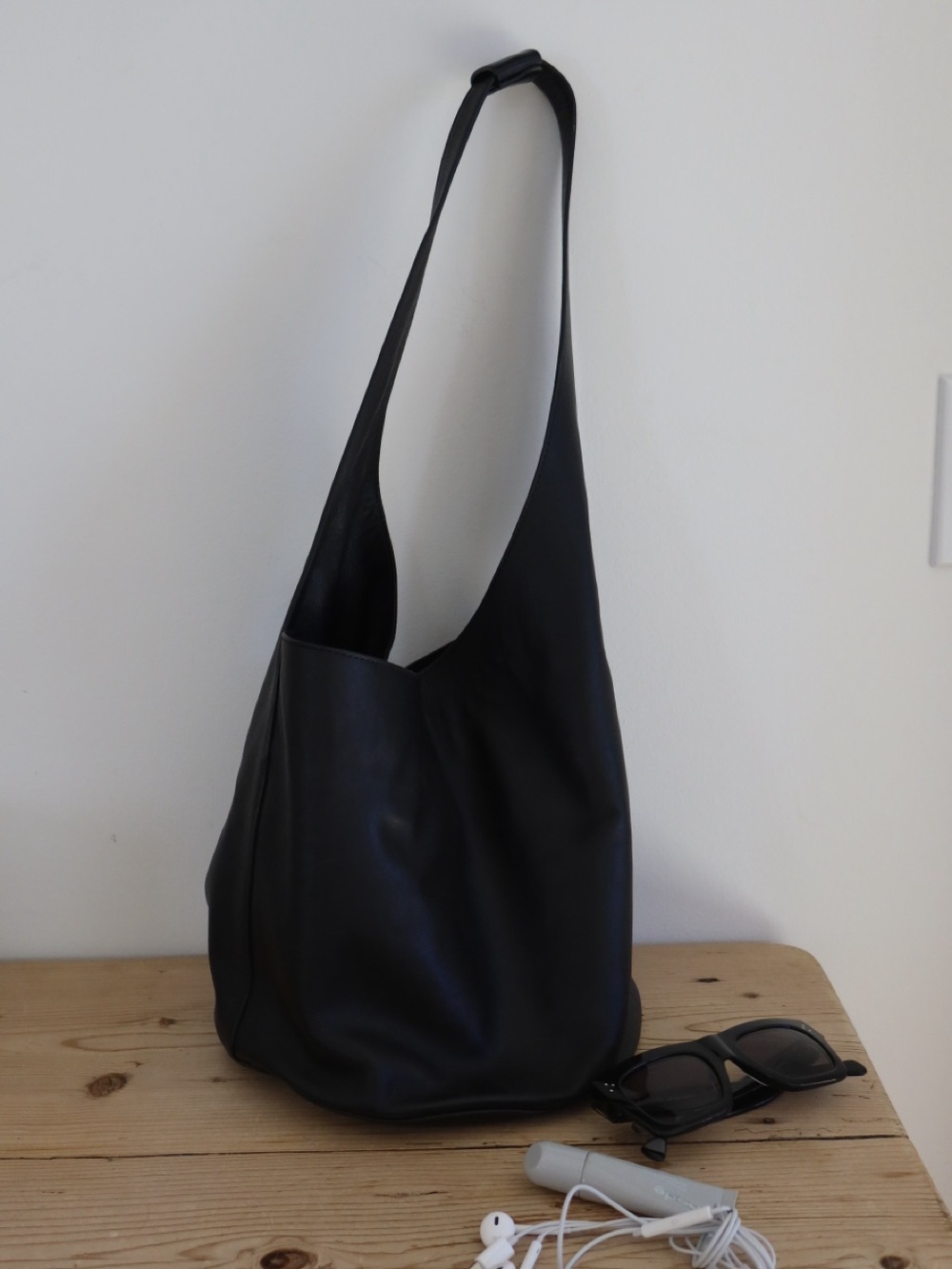 Reformation Silvana Bag Medium Black
